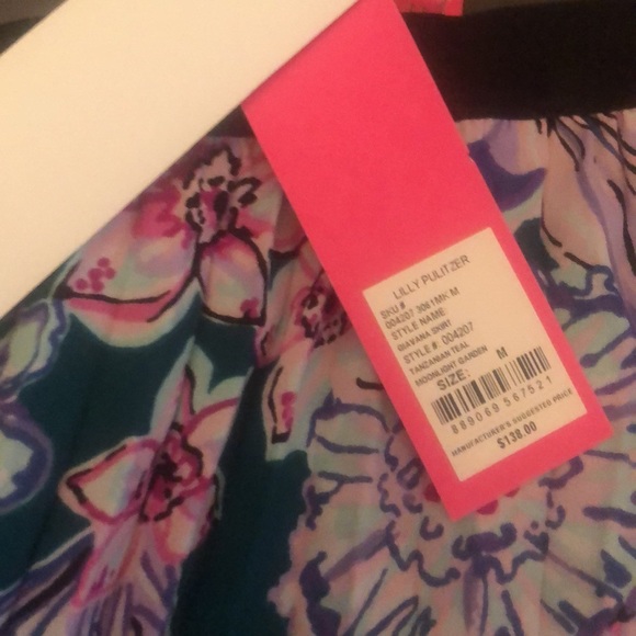 Lilly Pulitzer skirt, brand new, size Medium - Picture 2 of 5